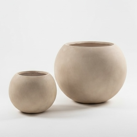 Earth Sphere Smooth Wash Beige Fiber Clay Planter
