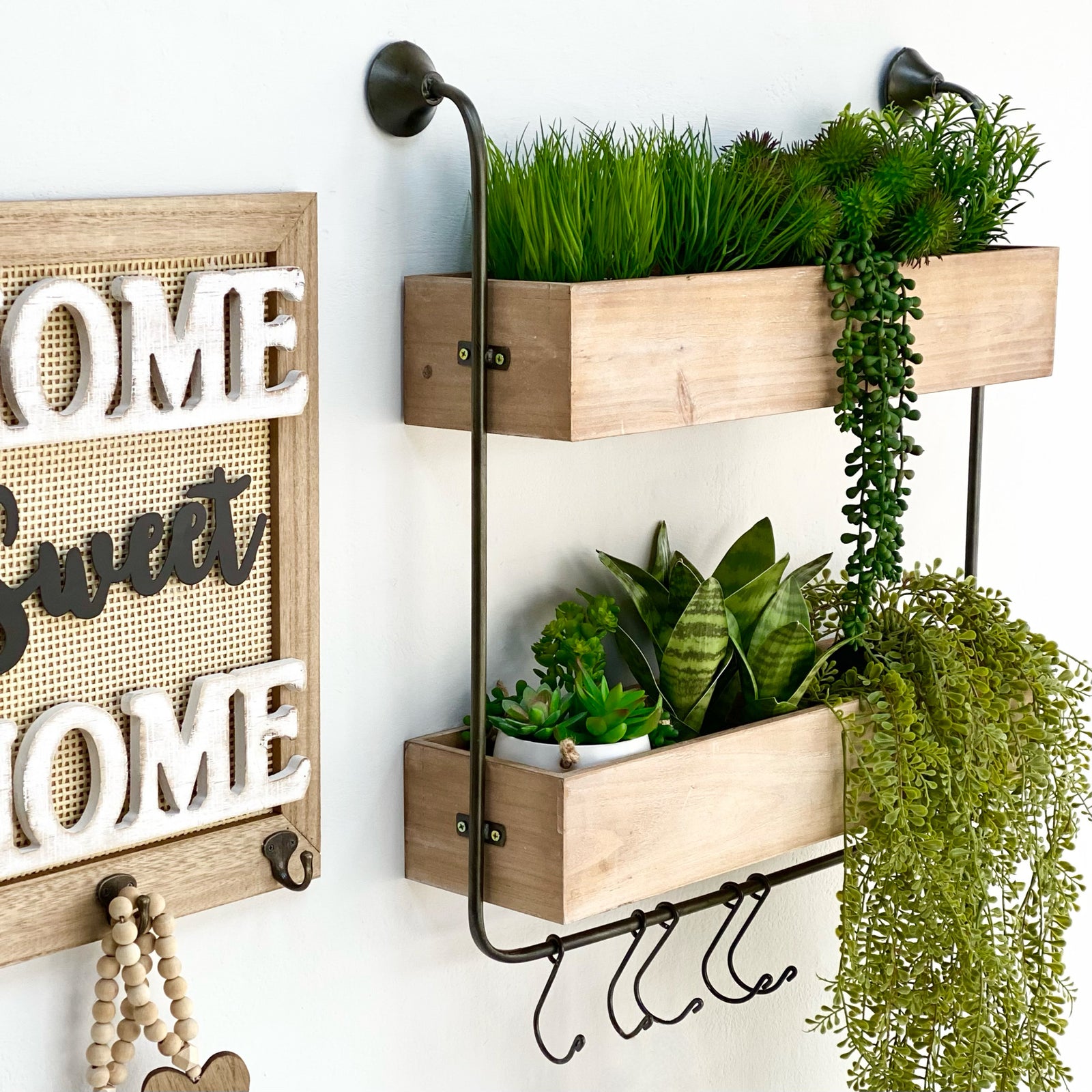 Pipe Wooden Wall Gardener