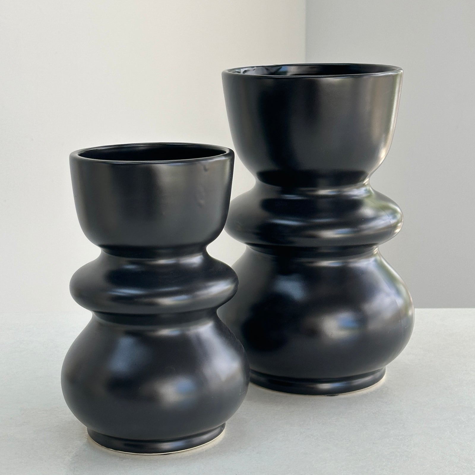 Small Divided Black Vessel