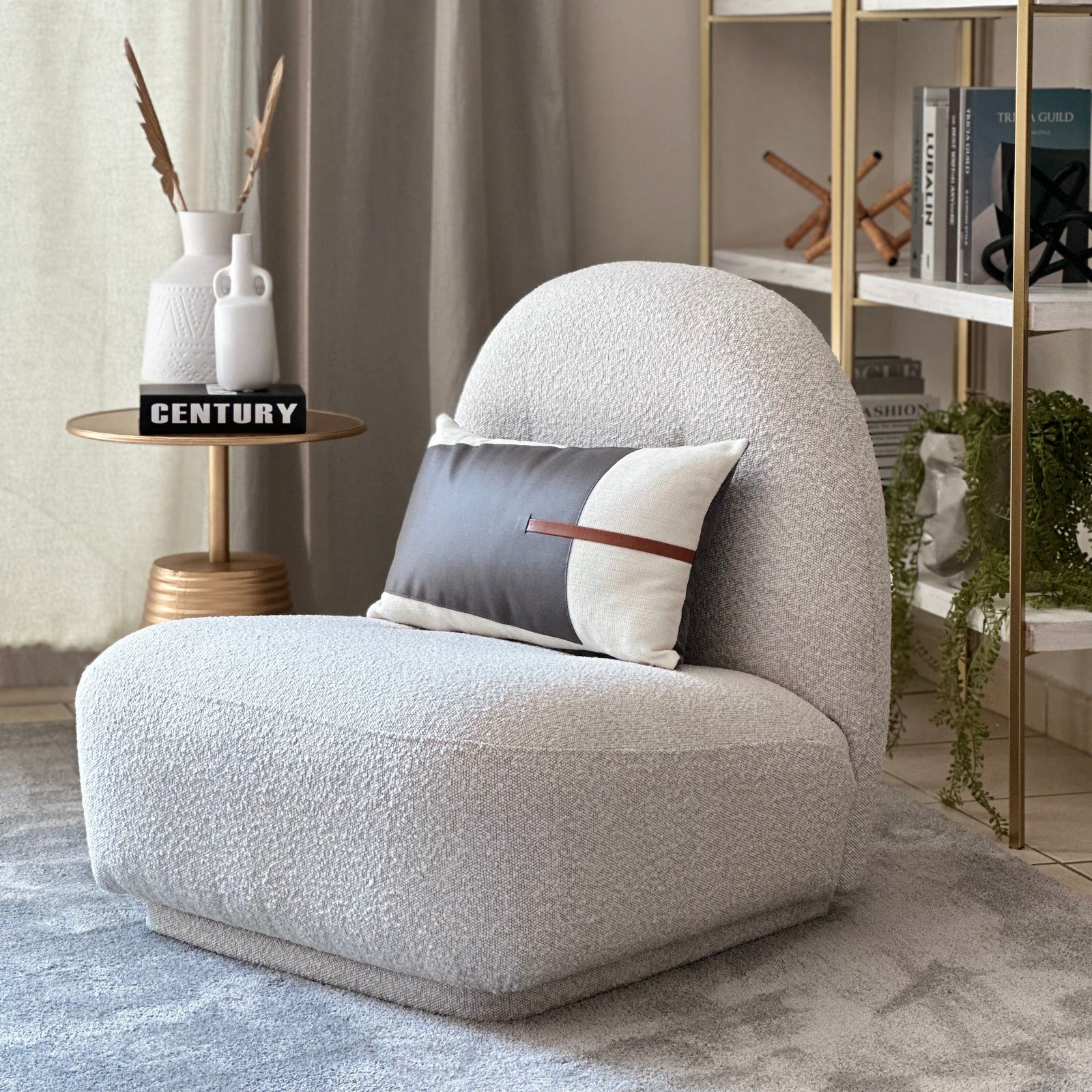 Excentrica Ivory Chair