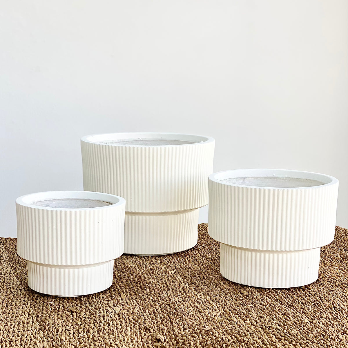 Metropolis Carved Lines Fiber Clay Planter