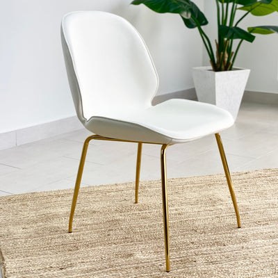 Pivot Natural Top and Black Legs Dining Table Set