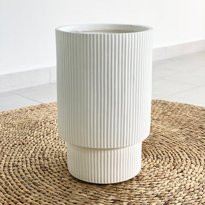 Bishop Carved Lines Fiber Clay Planter