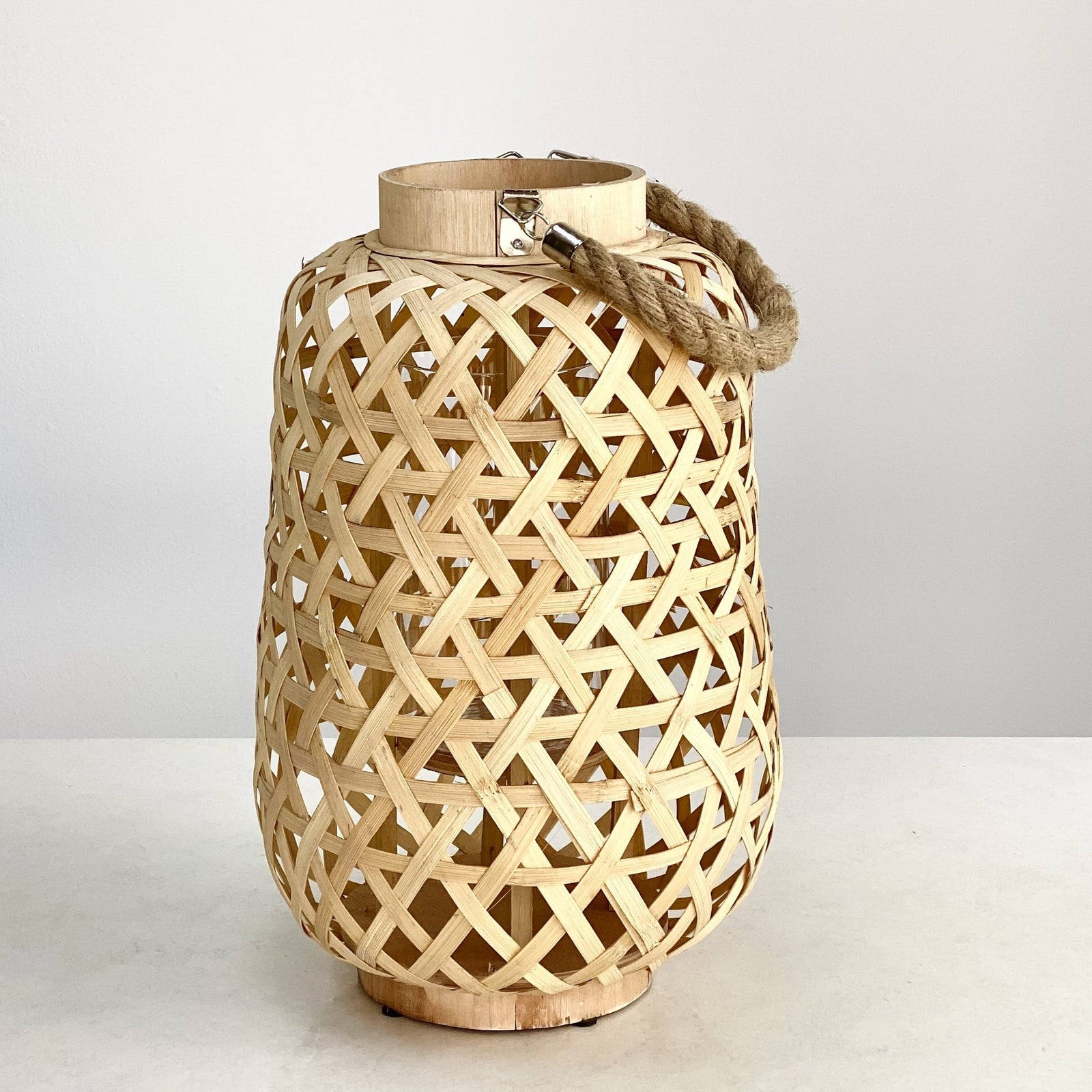 Bamboo Round Criss Cross Design Lantern