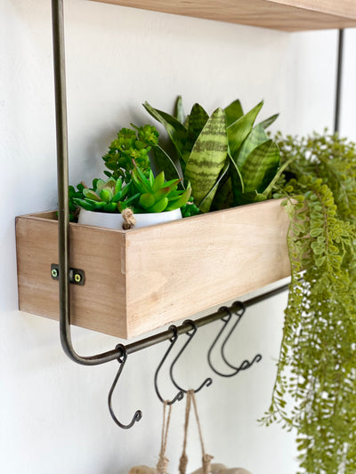 Pipe Wooden Wall Gardener