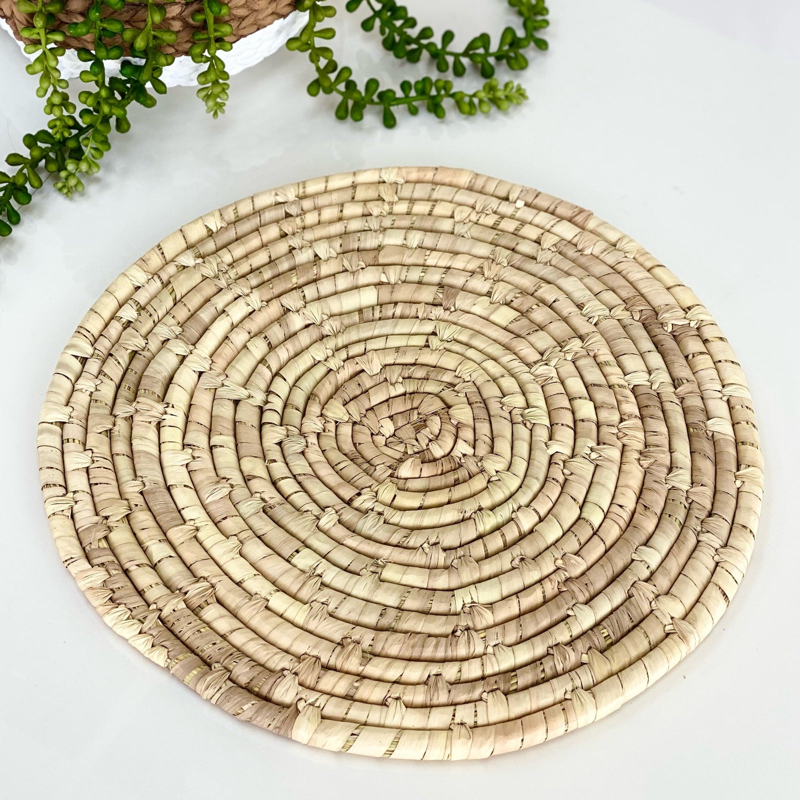 Round Kans Grass & Leaf Placemat