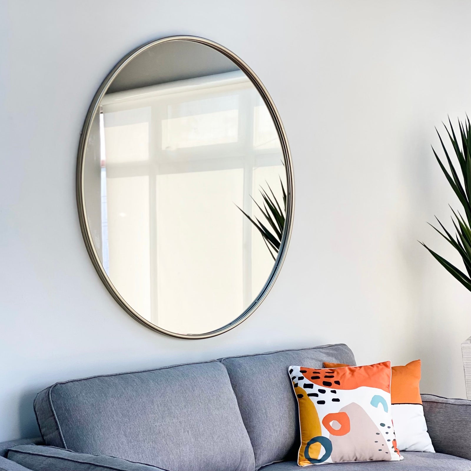 Moderna Metal Silver Frame 48" Round Mirror