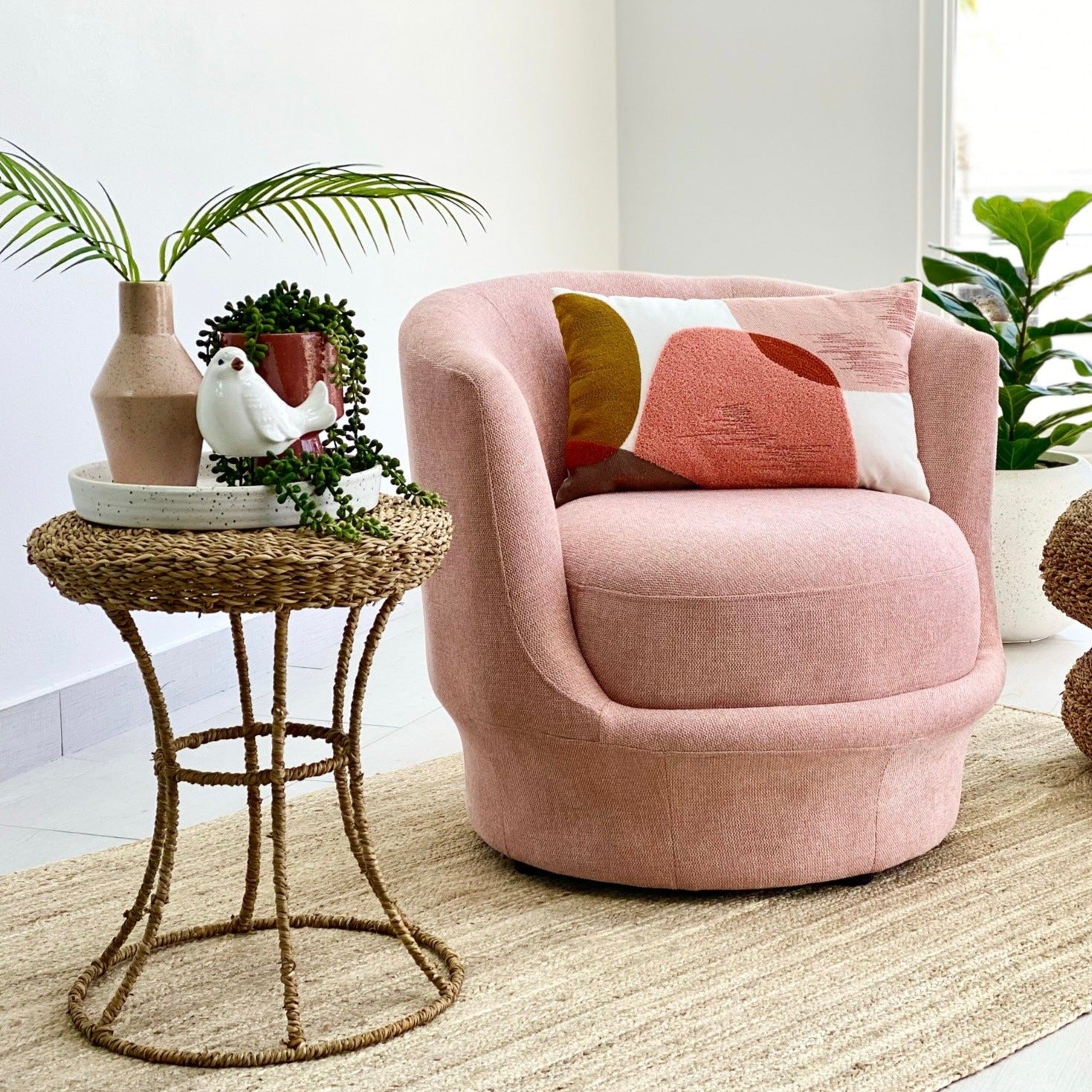 Sea Grass & Iron Frame Multi  Functional Ottoman