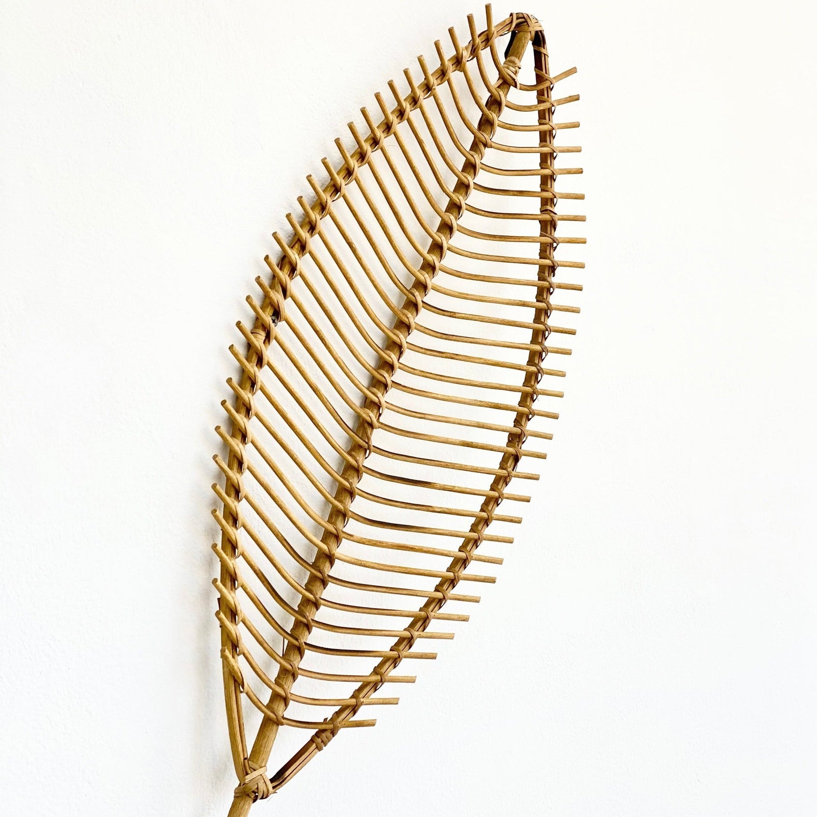Rattan Leaf Decor Wall Art