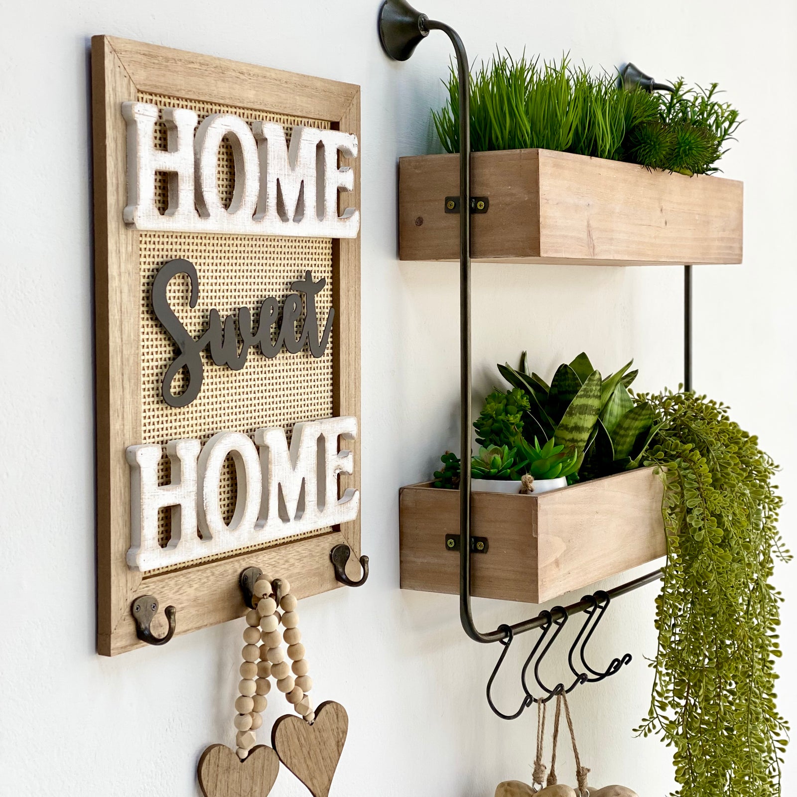 Home Sweet Home Rattan Key Holder Wall Art